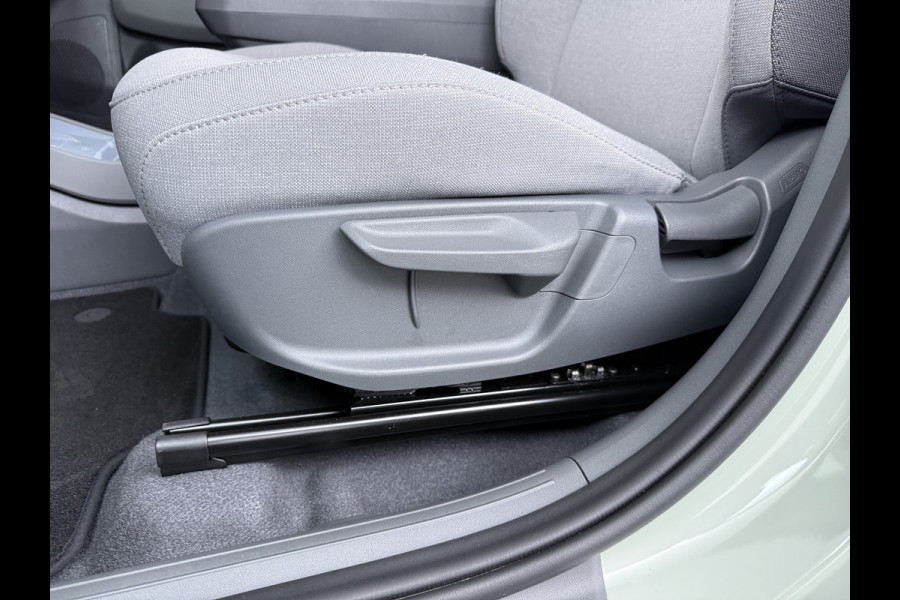Kia EV3 Plus 81.4 kWh - Adaptive Cruise- Climate Control - Stoel/Stuurverwarming - Navigatie - Apple Carplay/Android Auto - Fabrieksgarantie tot 2032