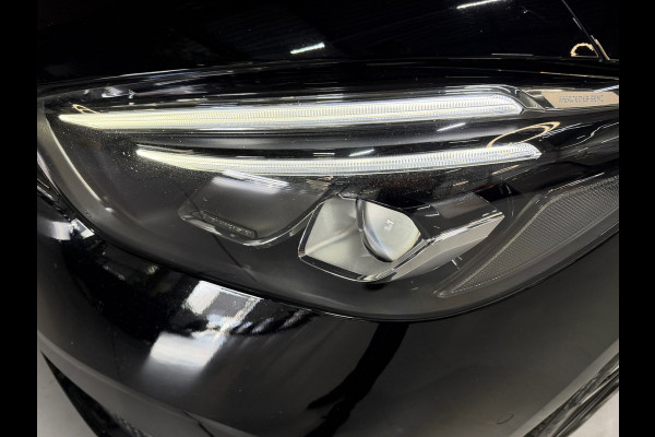 Mercedes-Benz B-Klasse 180 Business Solution AMG | CarPlay | Camera | Cruise | LED | Stoelverwarming | PDC | Dealer onderhouden