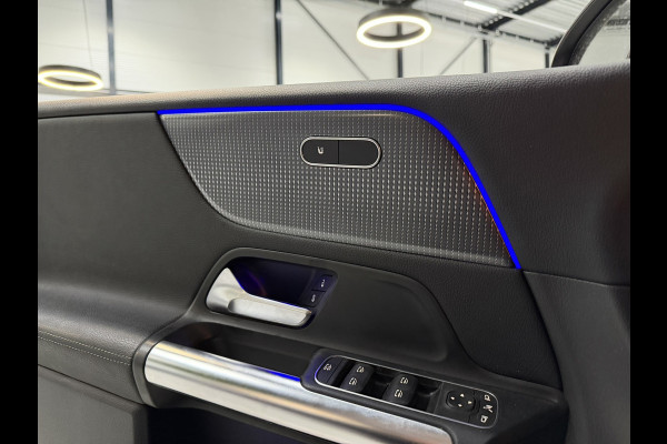 Mercedes-Benz B-Klasse 180 Business Solution AMG | CarPlay | Camera | Cruise | LED | Stoelverwarming | PDC | Dealer onderhouden