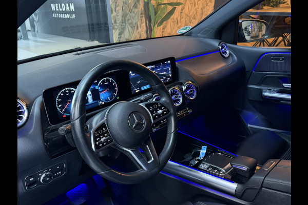 Mercedes-Benz B-Klasse 180 Business Solution AMG | CarPlay | Camera | Cruise | LED | Stoelverwarming | PDC | Dealer onderhouden