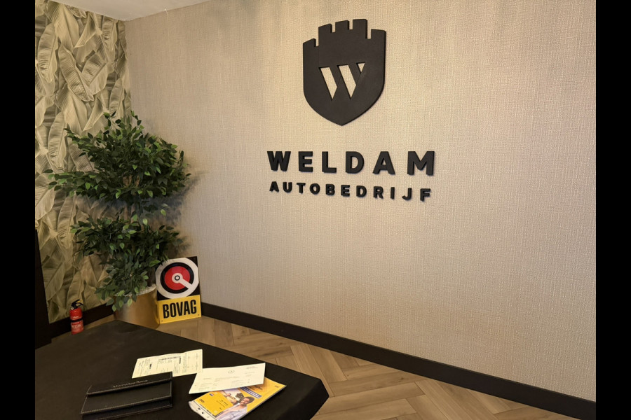 Mercedes-Benz B-Klasse 180 Business Solution AMG | CarPlay | Camera | Cruise | LED | Stoelverwarming | PDC | Dealer onderhouden