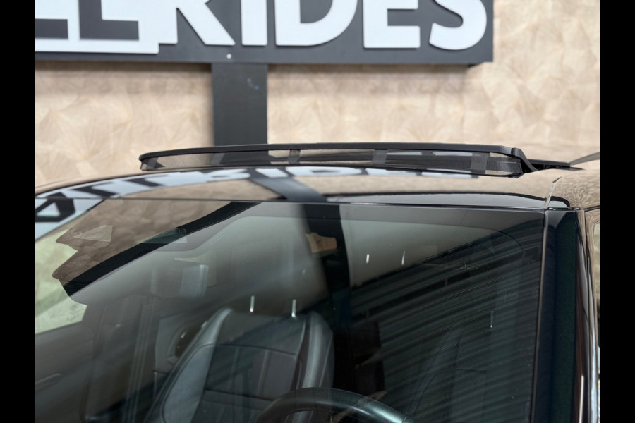 Land Rover Range Rover Evoque 1.5 P300e AWD R-Dynamic S | Keyless | Pano | Camera | HUD | Stoelverwarming | Sfeerverlichting |