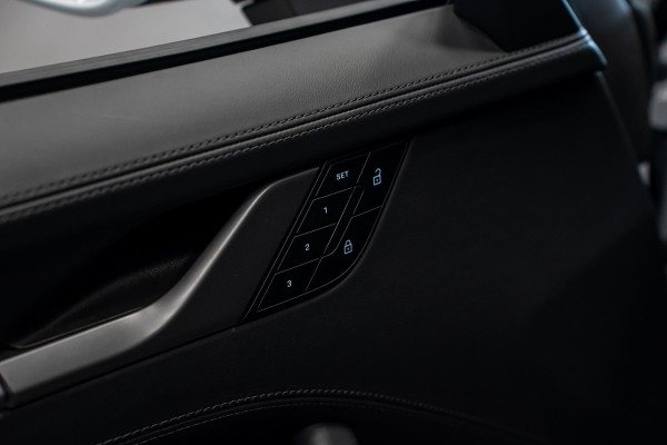 Porsche 911 Cabrio 3.0 Carrera S *FACELIFT / Sport-Design / Lift-Systeem / BOSE / Stoelventilatie / Vierwiel-Besturing / InnoDrive / Matrix-LED*