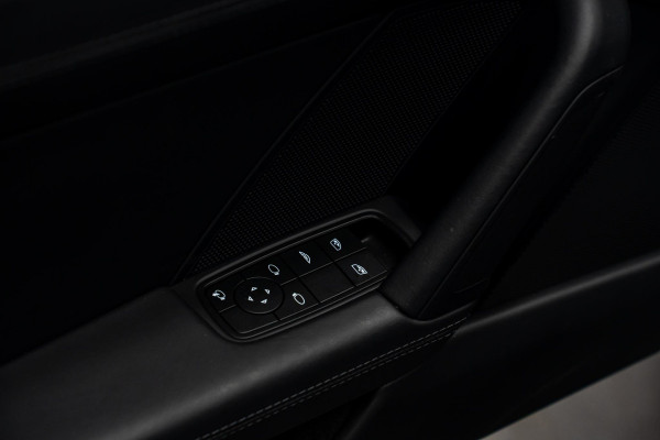 Porsche 911 Cabrio 3.0 Carrera S *FACELIFT / Sport-Design / Lift-Systeem / BOSE / Stoelventilatie / Vierwiel-Besturing / InnoDrive / Matrix-LED*