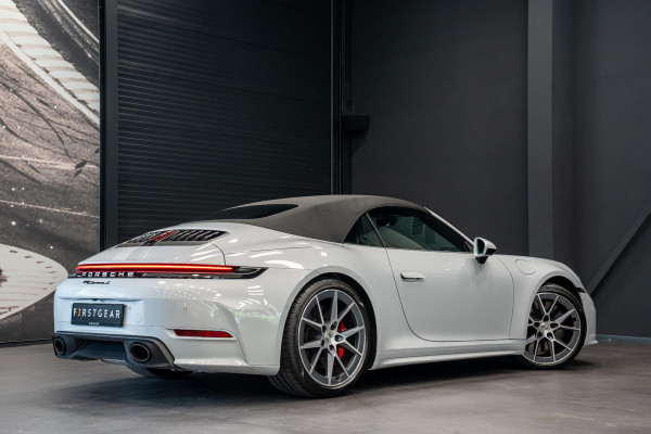 Porsche 911 Cabrio 3.0 Carrera S *FACELIFT / Sport-Design / Lift-Systeem / BOSE / Stoelventilatie / Vierwiel-Besturing / InnoDrive / Matrix-LED*
