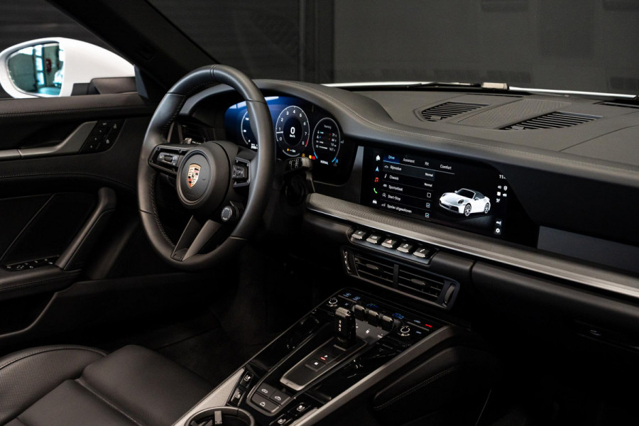 Porsche 911 Cabrio 3.0 Carrera S *FACELIFT / Sport-Design / Lift-Systeem / BOSE / Stoelventilatie / Vierwiel-Besturing / InnoDrive / Matrix-LED*