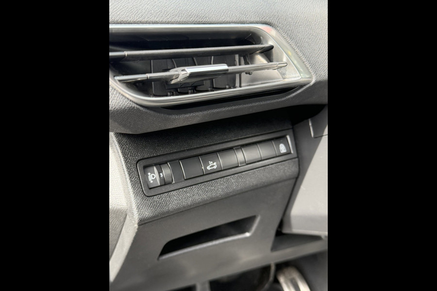 Peugeot 5008 1.2 PureTech Crossway - 7 Pers. I Navigatie / Apple CarPlay I Leer / Alcatara I LED I PDC I Camera I Dealer onderh.