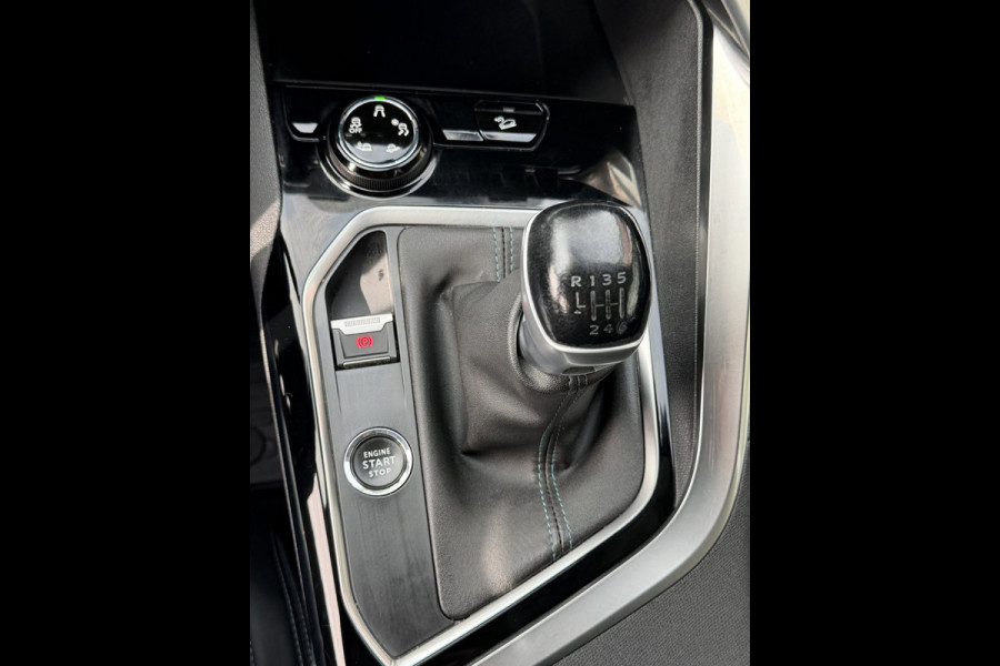Peugeot 5008 1.2 PureTech Crossway - 7 Pers. I Navigatie / Apple CarPlay I Leer / Alcatara I LED I PDC I Camera I Dealer onderh.