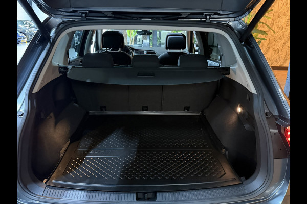 Volkswagen Tiguan Allspace 1.5 TSI ACT| Trekhaak | Camera | CarPlay | Adaptive Cruise | Dealer onderhouden