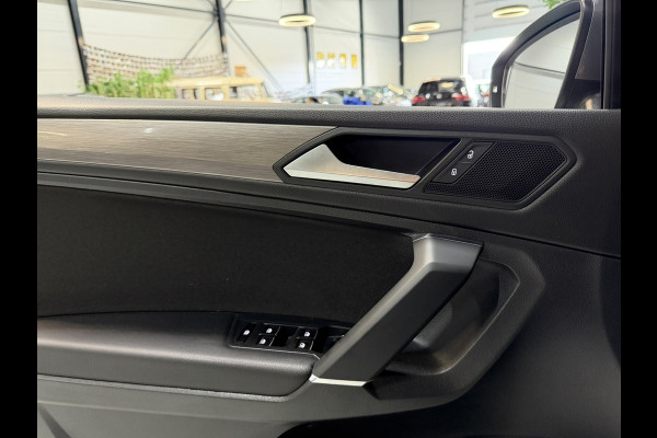 Volkswagen Tiguan Allspace 1.5 TSI ACT| Trekhaak | Camera | CarPlay | Adaptive Cruise | Dealer onderhouden