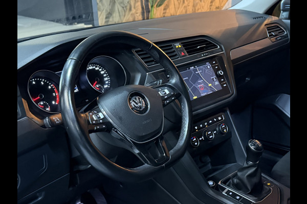 Volkswagen Tiguan Allspace 1.5 TSI ACT| Trekhaak | Camera | CarPlay | Adaptive Cruise | Dealer onderhouden