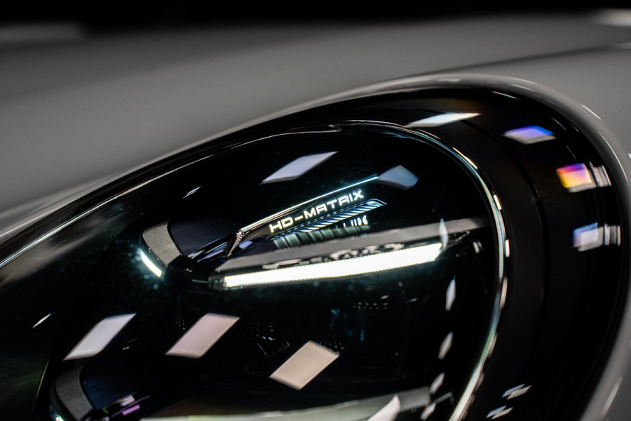 Porsche 911 3.0 Carrera T *FACELIFT / BOSE / Schuifdak / Sportuitlaat / Vierwiel-besturing / Achterlicht Exclusiv / Interieur-pakket: Carrera T*