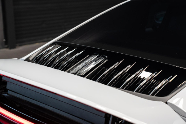 Porsche 911 3.0 Carrera T *FACELIFT / BOSE / Schuifdak / Sportuitlaat / Vierwiel-besturing / Achterlicht Exclusiv / Interieur-pakket: Carrera T*