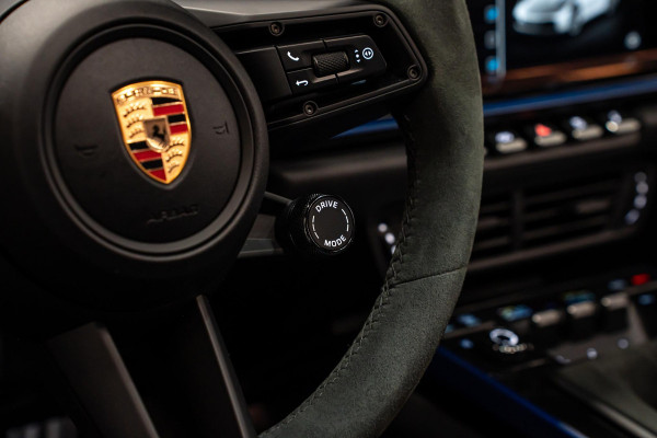 Porsche 911 3.0 Carrera T *FACELIFT / BOSE / Schuifdak / Sportuitlaat / Vierwiel-besturing / Achterlicht Exclusiv / Interieur-pakket: Carrera T*