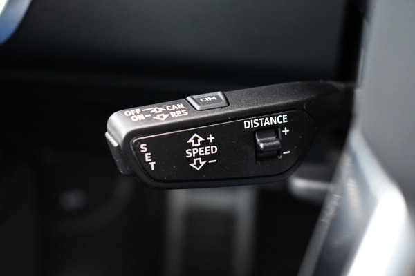 Audi A6 Avant 55 TFSI e quattro Competition Pano S-zetels ACC B&O HUD