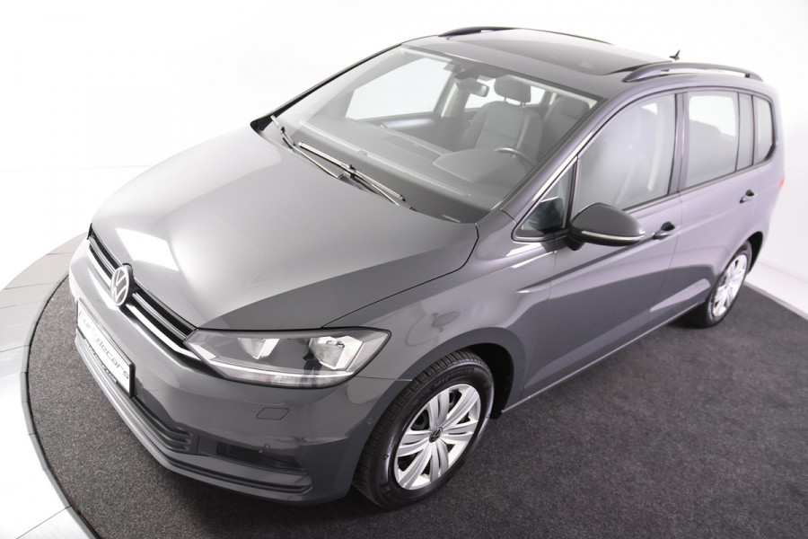 Volkswagen Touran 1.5 TSI Trendline *1ste Eigenaar*Panoramadak*Navigatie*Stoelverwarming*