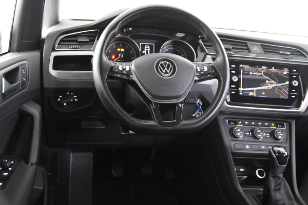 Volkswagen Touran 1.5 TSI Trendline *1ste Eigenaar*Panoramadak*Navigatie*Stoelverwarming*