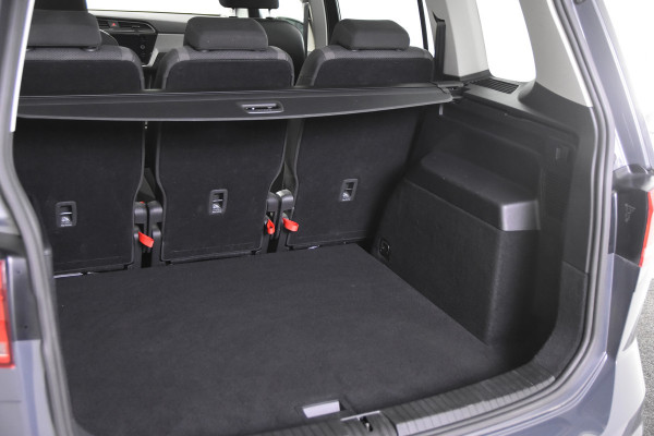 Volkswagen Touran 1.5 TSI Trendline *1ste Eigenaar*Panoramadak*Navigatie*Stoelverwarming*