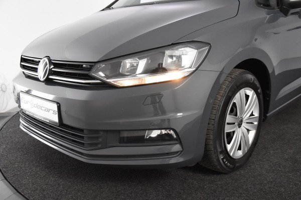 Volkswagen Touran 1.5 TSI Trendline *1ste Eigenaar*Panoramadak*Navigatie*Stoelverwarming*