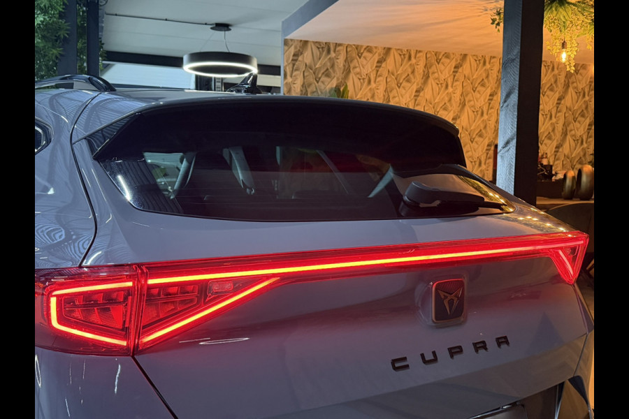 CUPRA Formentor 1.4 e-Hybrid VZ Copper Edition DSG | Trekhaak 1.500KG | Pano | Camera | ACC | CarPlay | LED
