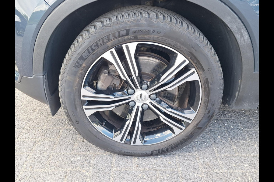 Volvo XC40 1.5 T5 Recharge Inscription | Full Options | Pano | Trekhaak 1800kg | Leder | H&K | Adaptive CC | All Season |