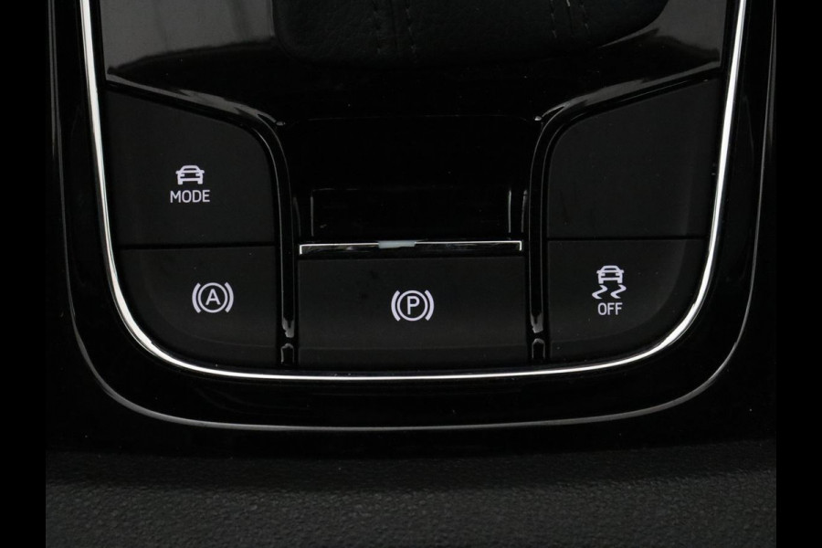 Škoda Kodiaq 1.5 TSI Style 7-Persoons | Stoelverwarming | Trekhaak | Adaptive cruise | Virtual Cockpit | Carplay | Camera | Navigatie | Keyless | Full LED | Climate control | Parkeerhulp