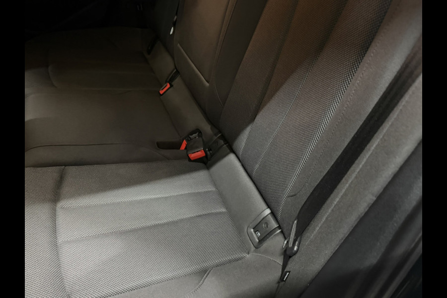 Audi A4 Avant 35 TFSI Advanced | Pano | Camera | Elektr. Achterklep | Mild-Hybrid | CarPlay | Cruise | LED | Dealer onderhouden