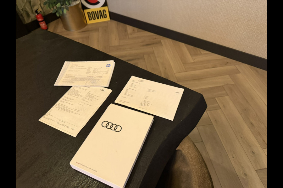Audi A4 Avant 35 TFSI Advanced | Pano | Camera | Elektr. Achterklep | Mild-Hybrid | CarPlay | Cruise | LED | Dealer onderhouden