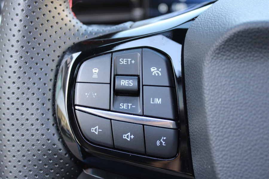 Ford Puma 1.0 EcoBoost Hybrid ST-Line X | Panoramadak | Trekhaak | Matrix | Full Options