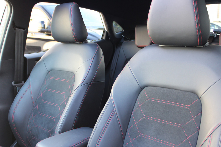Ford Puma 1.0 EcoBoost Hybrid ST-Line X | Panoramadak | Trekhaak | Matrix | Full Options