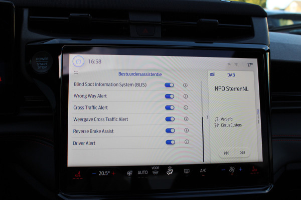 Ford Puma 1.0 EcoBoost Hybrid ST-Line X | Panoramadak | Trekhaak | Matrix | Full Options
