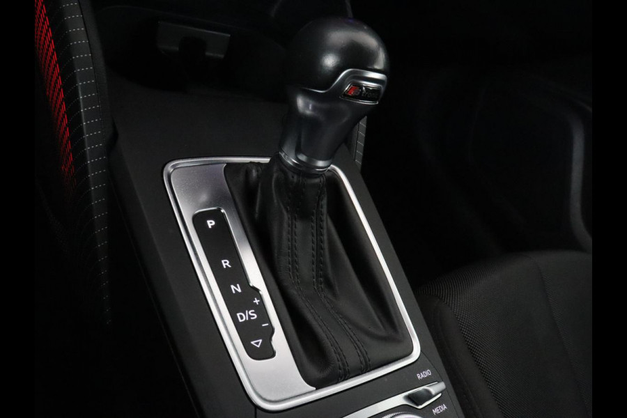 Audi Q2 1.4 TFSI Sport Pro Line S | Stoelverwarming | Carplay | Virtual Cockpit | Navigatie | Parkeerhulp | Full LED | Climate control | 18'' | Cruise control | Bluetooth | S Line