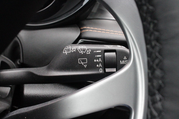 Alfa Romeo Tonale 1.5T Hybrid 160PK VELOCE | PREMIUM PACK: LEDEREN BEKLEDING/GEVENTILEERDE VOORSTOELEN/4-VOUDIG ELEKTRISCH VERSTELBARE LENDESTEUN VOORSTOELEN/ELEKTRISCH BEDIENBARE /HOOGGLANS ZWARTE RAAMOMLIJSTING/AMBIENT LIGHTING | TECHNOLOGY PACK: PARKEERWAARSCHUWING VOOR EN ACHTER/360° CAMERA/AUTOMATISCH INPARKEREN/ AUTONOMOUS DRIVING LEVEL 2: ADAPTIVE CRUISE CONTROL/LANE CENTERING ASSIST/TRAFFIC JAM ASSIST DODEHOEK DETECTIE AUTOMATISCH DIMMENDE BUITENSPIEGELS ELEKTRISCH BEDIENBARE ACHTERKLEP | WINTERPACK: STOELVERWARMING VOOR/STUURVERWARMING/VERWARMBARE RUITENSPROEIERS | 19" LICHTMET