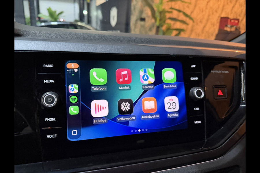 Volkswagen Polo 1.0 TSI R-Line Business | Camera | CarPlay | ACC | LED | Virtual Cockpit