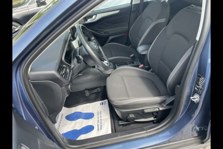 Ford FOCUS Wagon 1.0 EcoBoost Hybrid Trend Edition Business / camera / Navigatie