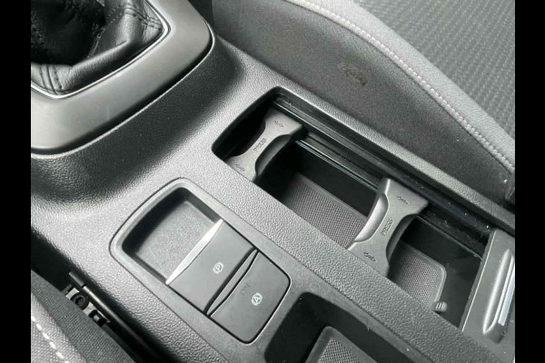 Ford FOCUS Wagon 1.0 EcoBoost Hybrid Trend Edition Business / camera / Navigatie