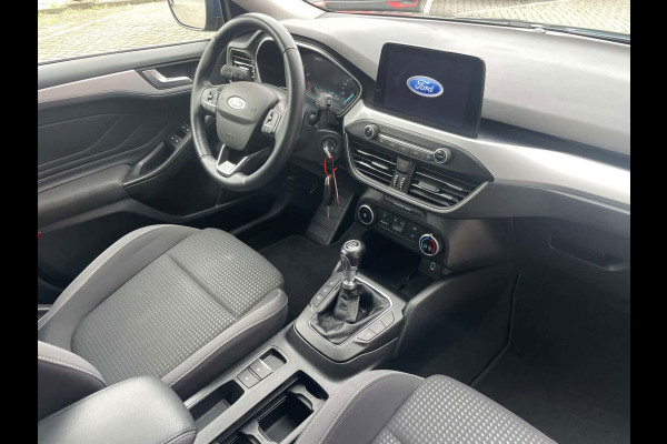 Ford FOCUS Wagon 1.0 EcoBoost Hybrid Trend Edition Business / camera / Navigatie