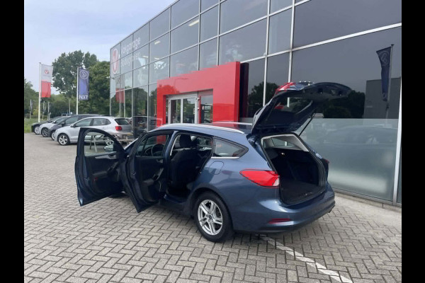 Ford FOCUS Wagon 1.0 EcoBoost Hybrid Trend Edition Business / camera / Navigatie