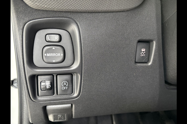 Peugeot 108 1.0 e-VTi Access Airco - Cruise control - Radio - Led verlichting - USB-aansluiting - Start/stop systeem - Achterbank neerklapbaar
