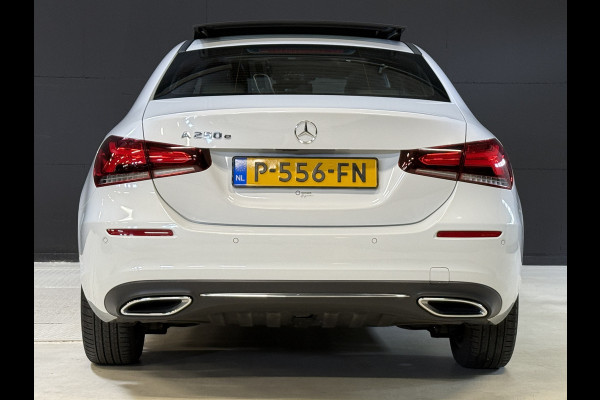 Mercedes-Benz A-Klasse 250 e Business Solution Luxury Limited | Panoramadak | Keyless | Apple Carplay