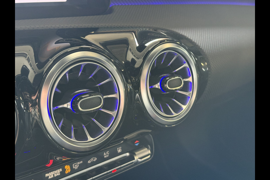 Mercedes-Benz A-Klasse 250 e Business Solution Luxury Limited | Panoramadak | Keyless | Apple Carplay
