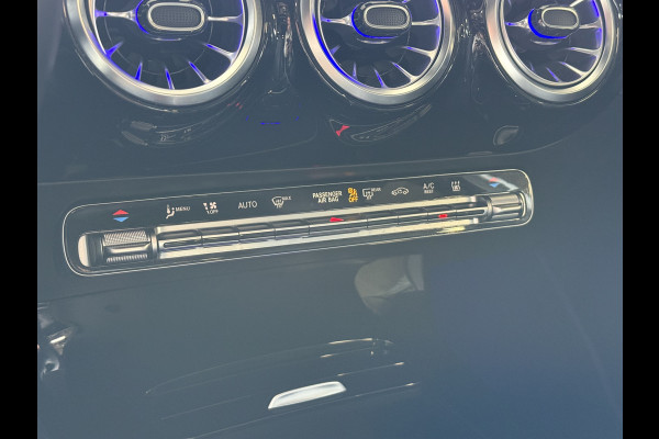 Mercedes-Benz A-Klasse 250 e Business Solution Luxury Limited | Panoramadak | Keyless | Apple Carplay