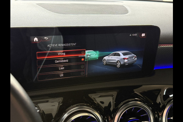 Mercedes-Benz A-Klasse 250 e Business Solution Luxury Limited | Panoramadak | Keyless | Apple Carplay