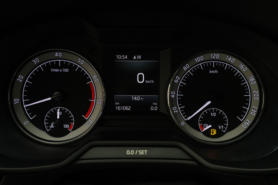 Škoda Octavia Combi 1.5 TSI Greentech Style Business Climate, Cruise, Apple Carplay, Stoelverwarming, PDC, Trekhaak, 17''