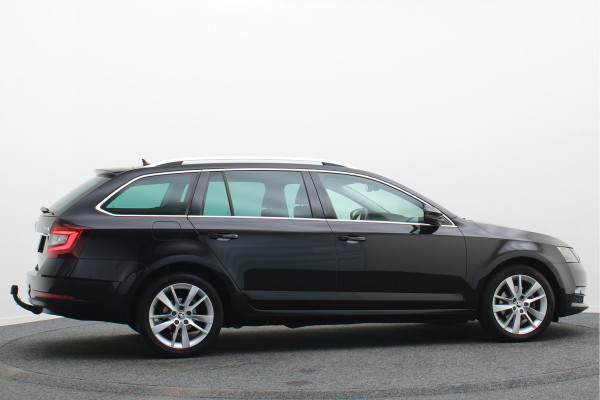 Škoda Octavia Combi 1.5 TSI Greentech Style Business Climate, Cruise, Apple Carplay, Stoelverwarming, PDC, Trekhaak, 17''