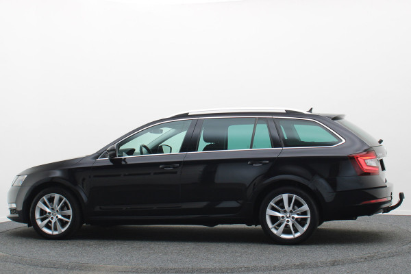 Škoda Octavia Combi 1.5 TSI Greentech Style Business Climate, Cruise, Apple Carplay, Stoelverwarming, PDC, Trekhaak, 17''