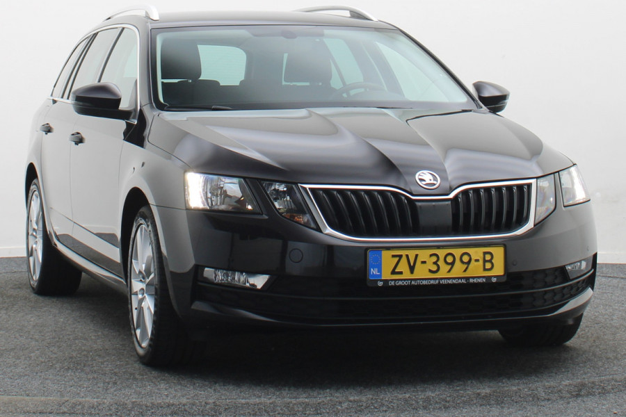 Škoda Octavia Combi 1.5 TSI Greentech Style Business Climate, Cruise, Apple Carplay, Stoelverwarming, PDC, Trekhaak, 17''