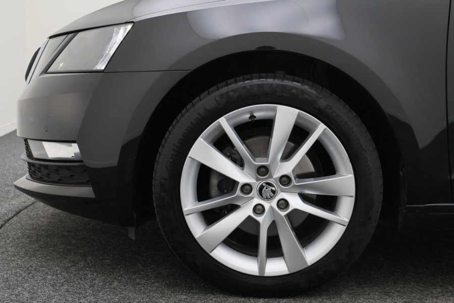 Škoda Octavia Combi 1.5 TSI Greentech Style Business Climate, Cruise, Apple Carplay, Stoelverwarming, PDC, Trekhaak, 17''