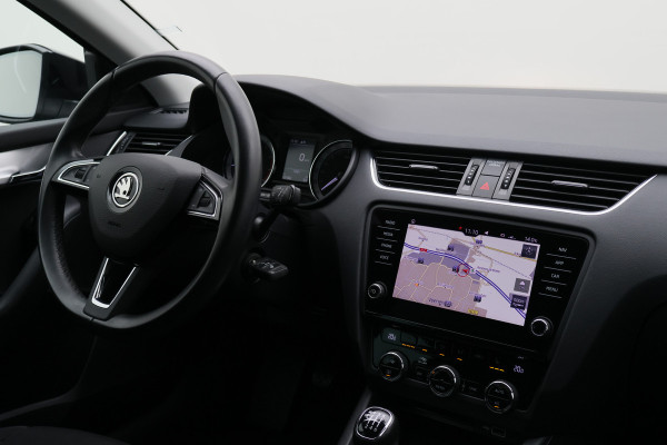 Škoda Octavia Combi 1.5 TSI Greentech Style Business Climate, Cruise, Apple Carplay, Stoelverwarming, PDC, Trekhaak, 17''