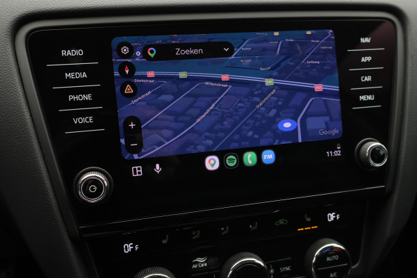 Škoda Octavia Combi 1.5 TSI Greentech Style Business Climate, Cruise, Apple Carplay, Stoelverwarming, PDC, Trekhaak, 17''